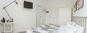 Πανσιόν La Terrazza 3*